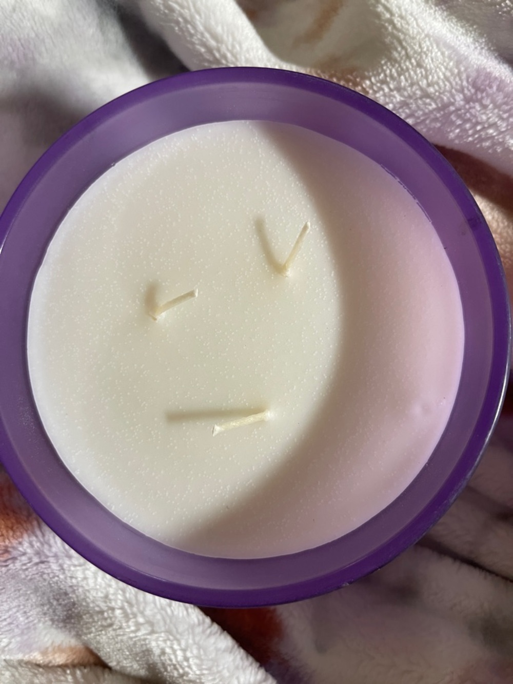 At Home by Mirabeau Blooming Lilac Scented Candle - Purple - Picture 4 of 4